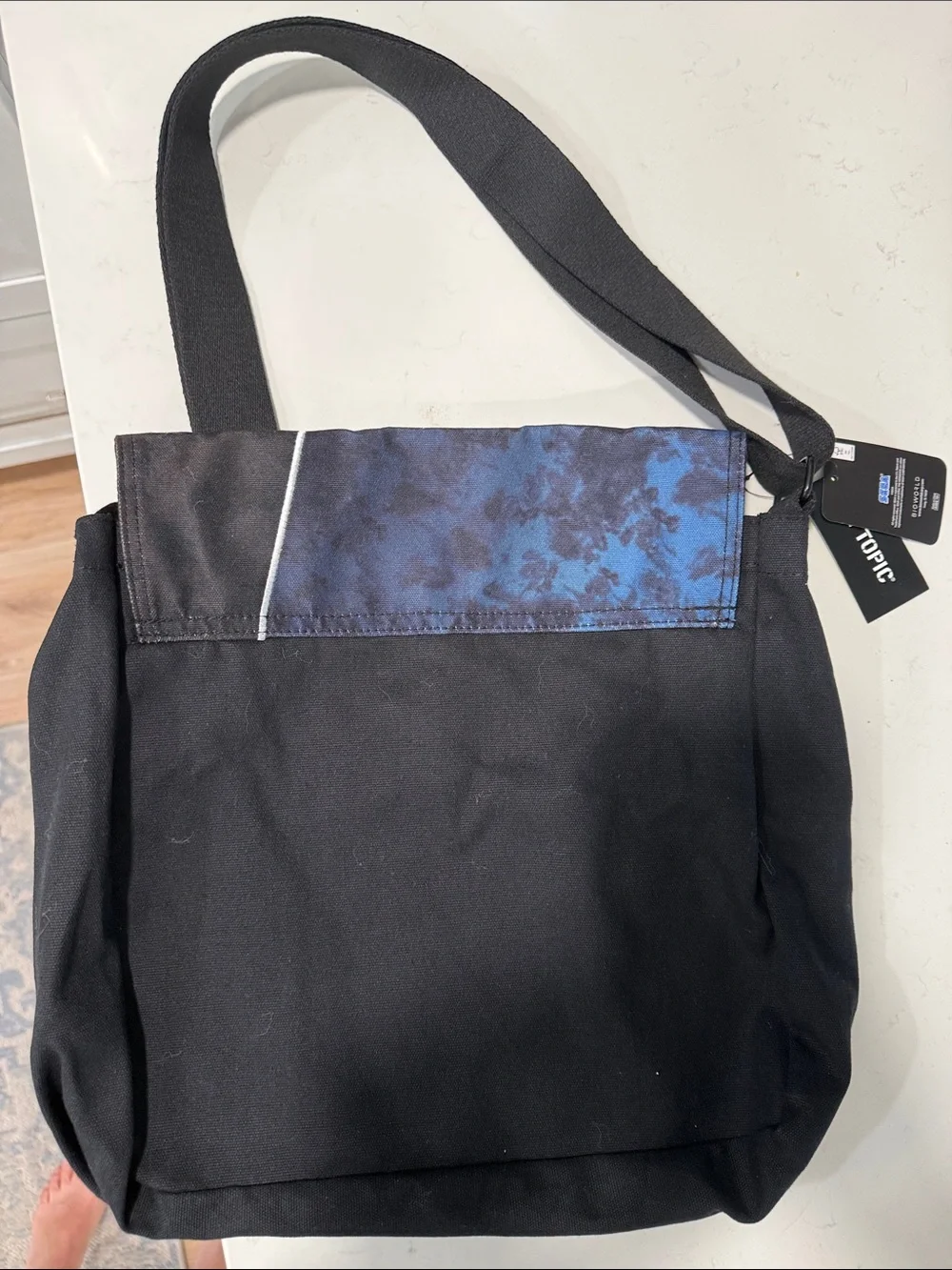Sonic The Hedgehog Shadow & Sonic Split Messenger Bag